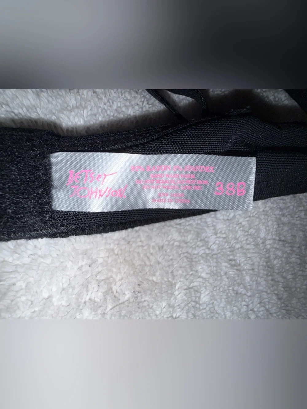 Betsey Johnson smooth seamless